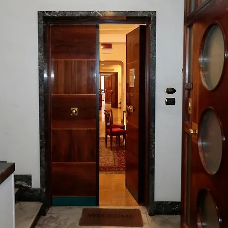 Residenza Delle Arti 4* רומא