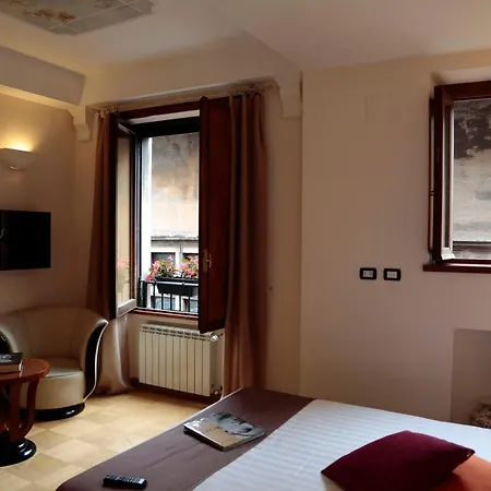 Residenza Delle Arti בית הארחה 4*